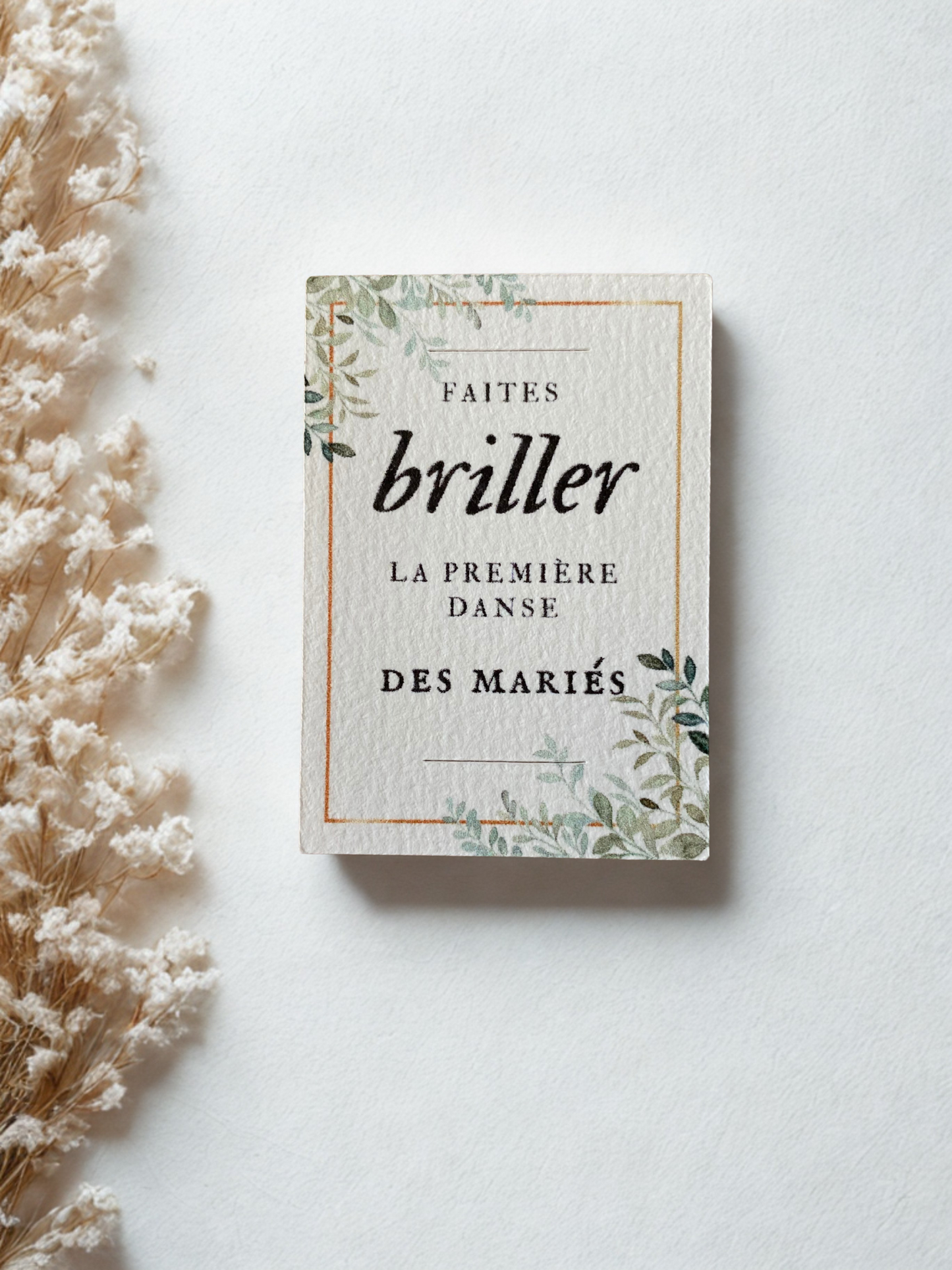 Bâtonnets lumineux avec étiquettes "Faites briller la première danse des mariés"