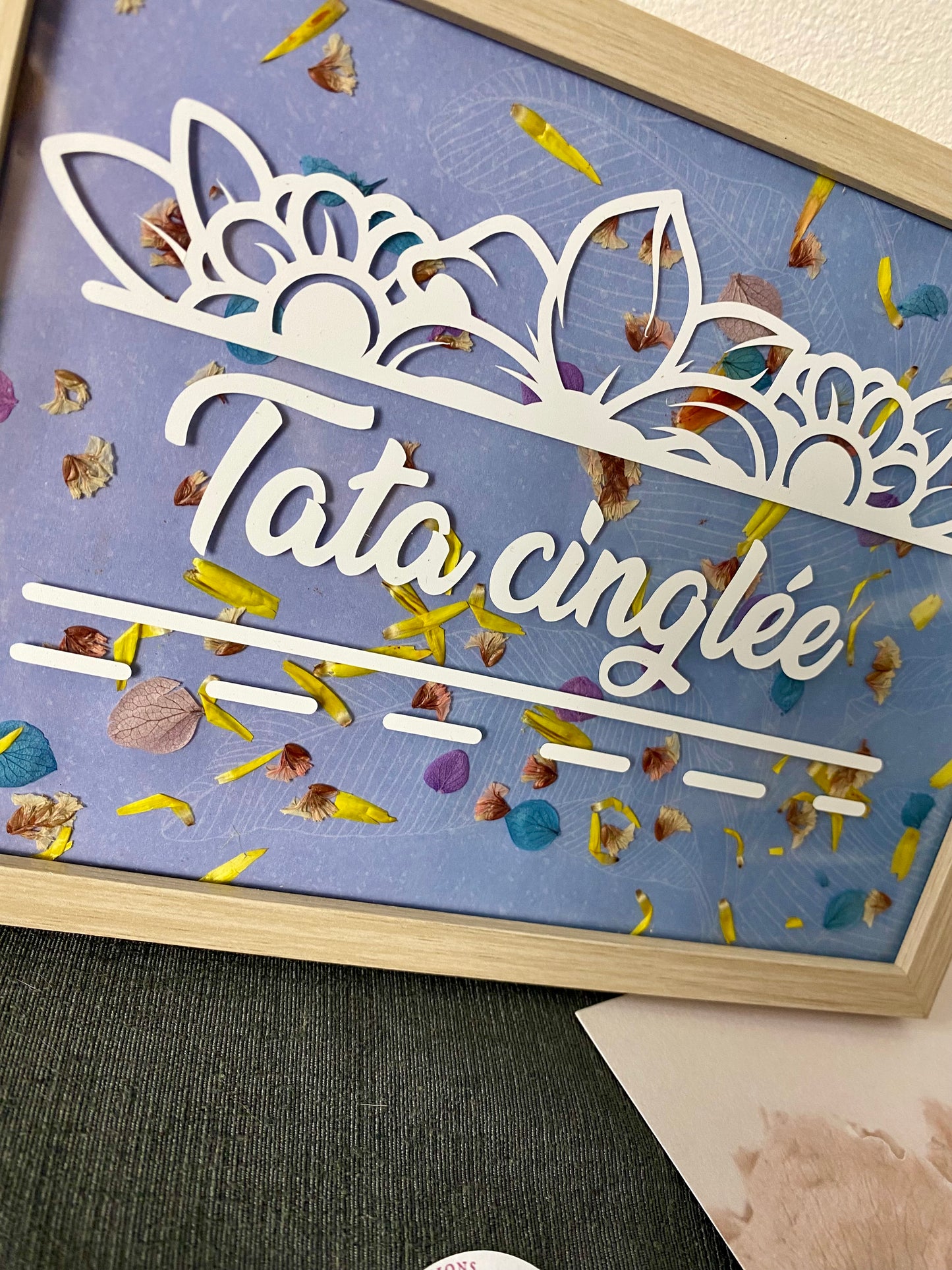 «Tata Cinglée» coloré 13x18cm
