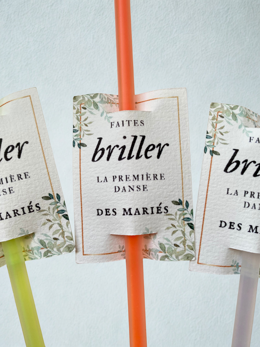 Bâtonnets lumineux avec étiquettes "Faites briller la première danse des mariés"