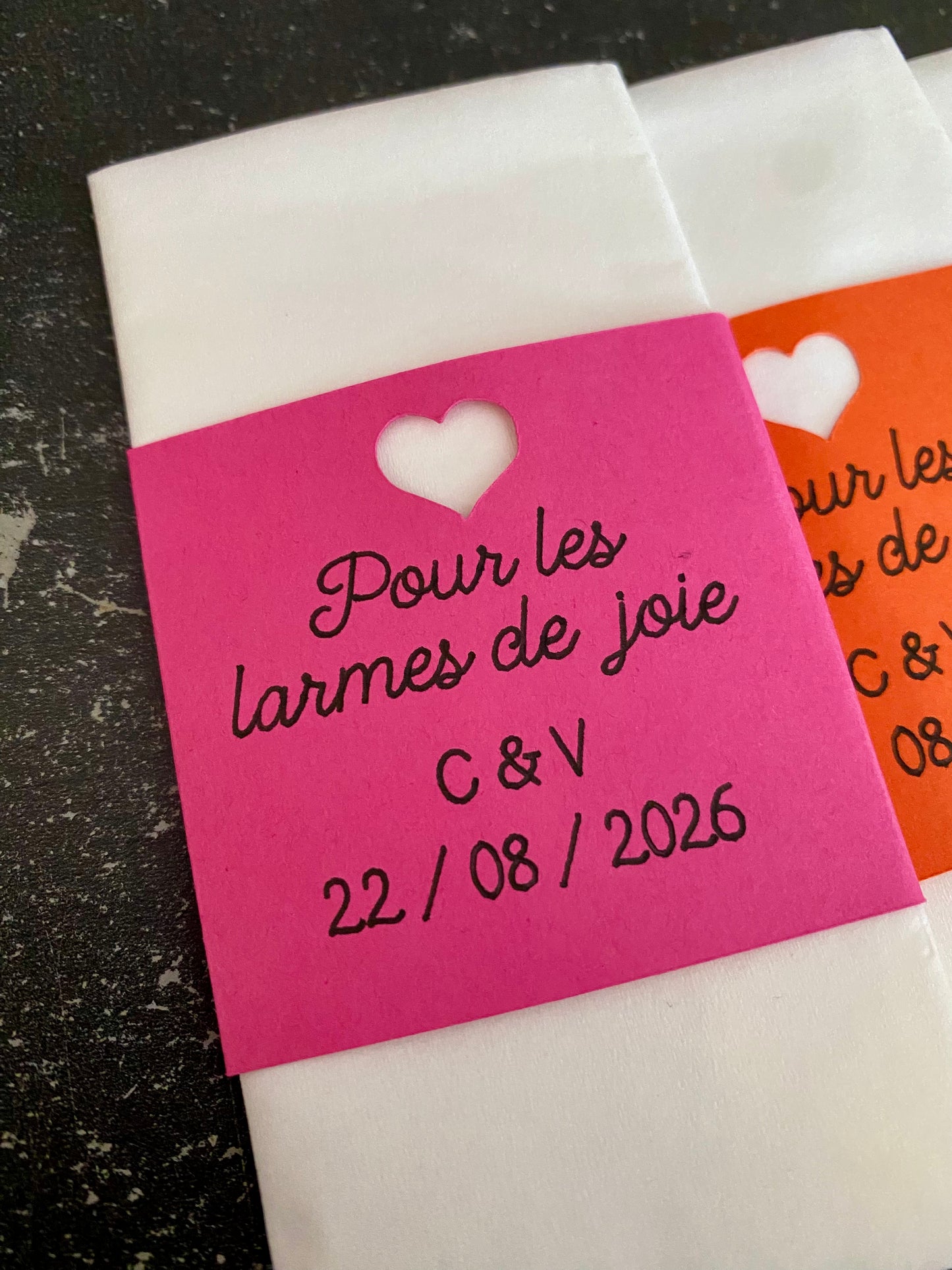 Pochettes Orange & Fuschia + Mouchoirs « Larme de joie »