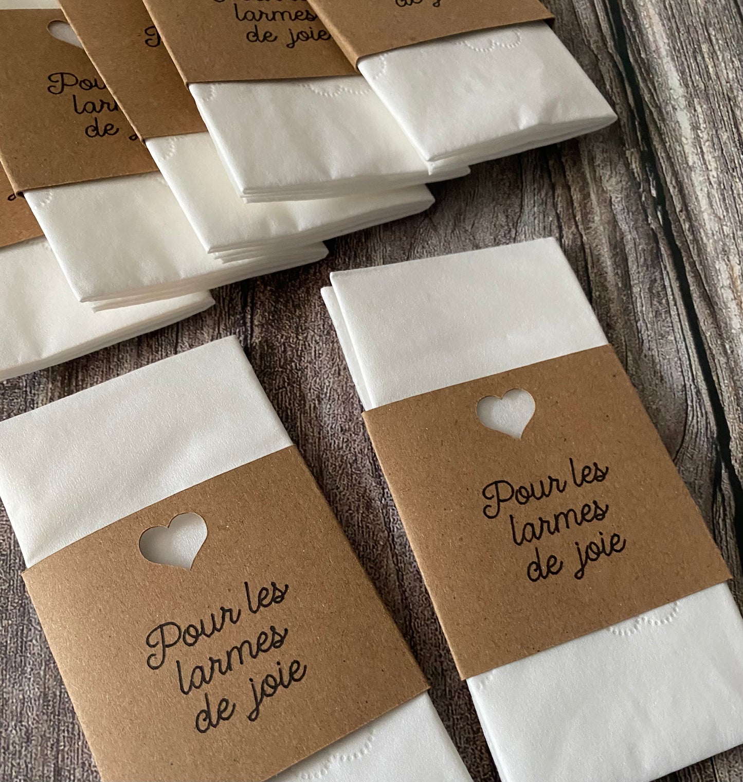 Pochettes kraft + Mouchoirs « Larme de joie »